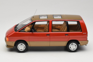 Renault Espace Mk1 2000 TSE Red Otto 1:18 OT1178 Resin - image 3 of 6