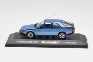 Renault Fuego Blue Metallic Minichamps 1:43 400113520 Diecast