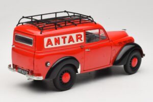 Renault Juvaquatre Utilitaire Red Solido 1:18 8424 Diecast - image 3 of 8