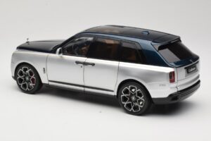 Rolls-Royce Cullinan Blue & Silver Two-Tone OEM 1:18 028-16B Diecast - image 7 of 8