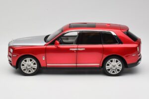 Rolls-Royce Cullinan Red With Shadow Wheels OEM 1:18 028-18A Diecast - image 4 of 8
