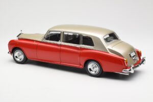 Rolls-Royce Phantom VI Red Light Beige Kyosho 1:18 08905RLB Diecast - image 7 of 8