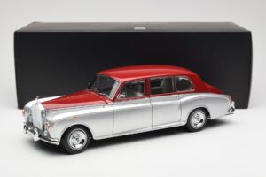 Rolls-Royce Phantom VI Silver Red Kyosho 1:18 08905SR Diecast - image 8 of 8