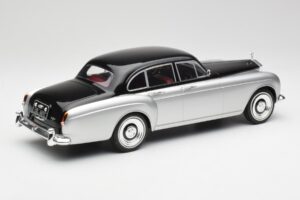 Rolls-Royce Silver Cloud III Mulliner Silver & Black MCG 1:18 MCG18128 Diecast - image 2 of 6