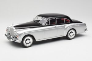 Rolls-Royce Silver Cloud III Mulliner Silver & Black MCG 1:18 MCG18128 Diecast