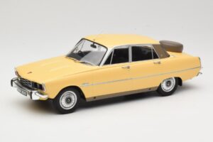 Rover 3500 V8 P6 Cream MCG 1:18 MCG18046 Diecast
