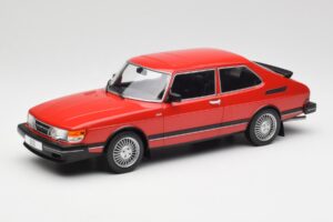Saab 900 GL Red MCG 1:18 MCG18340 Diecast