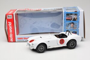 Shelby Cobra 427 S/C White Auto World 1:18 AWSS104 Diecast - image 8 of 8