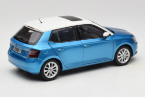 Skoda Fabia Mk3 Blue OEM 1:18 ZSF000004BLA Diecast - image 3 of 8