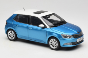 Skoda Fabia Mk3 Blue OEM 1:18 ZSF000004BLA Diecast - image 6 of 8