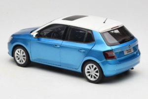 Skoda Fabia Mk3 Blue OEM 1:18 ZSF000004BLA Diecast - image 7 of 8