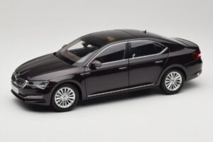 Skoda Superb Mk3 Black Paudi Model 1:18 ZSS000006BLA Diecast