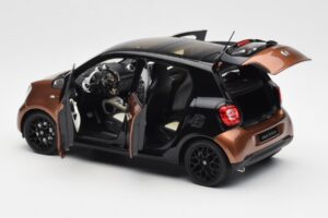 Smart Forfour W453 Black Hazel Brown Norev 1:18 B66960299 Diecast - image 5 of 8