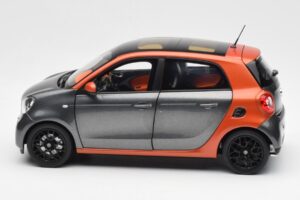 Smart Forfour W453 Lava Orange Graphite Grey Norev 1:18 B66960298 Diecast - image 4 of 8