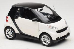 Smart Fortwo 451 Coupe White Black Minichamps 1:18 150036302 Diecast - image 6 of 8
