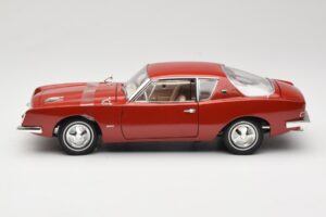 Studebaker Avanti Red Solido 1:18 421183270 Diecast - image 4 of 8