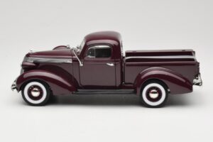 Studebaker Coupe Express Pickup Brown American Mint 1:18 92458-R1 Diecast - image 4 of 8