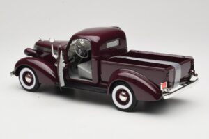 Studebaker Coupe Express Pickup Brown American Mint 1:18 92458-R1 Diecast - image 5 of 8