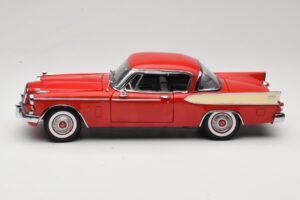 Studebaker Golden Hawk Apache Red Motor City 1:18 80009 Diecast - image 4 of 8