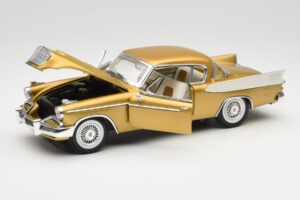 Studebaker Golden Hawk Anson 1:18 30384 Diecast - image 2 of 8