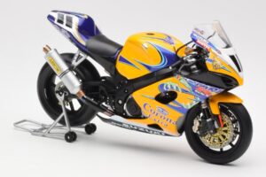 Suzuki GSX-R 1000 Team Alstare Corona Extra T. Corser WSB 2005 Minichamps 1:12 122052211 Diecast - image 4 of 6