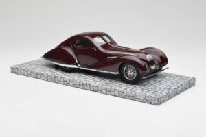 Talbot-Lago T150-C-SS Coupe Mullin Museum Minichamps 1:18 107117120 Diecast - image 4 of 6