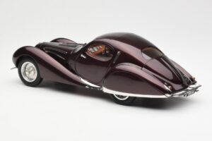 Talbot-Lago T150 C-SS Figoni & Falaschi Teardrop Dark Bordeaux Metallic CMC 1:18 M-179 Diecast - image 4 of 6