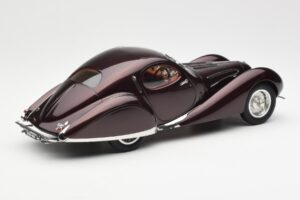 Talbot-Lago T150 C-SS Figoni & Falaschi Teardrop Dark Bordeaux Metallic CMC 1:18 M-179 Diecast - image 5 of 6
