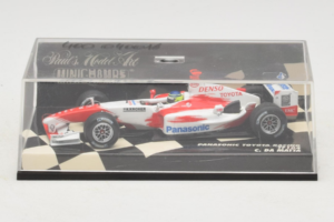 Toyota TF104 Panasonic #16 C. da Matta Panasonic Toyota Racing 2004 Minichamps 1:43 400040016 Diecast - image 4 of 5
