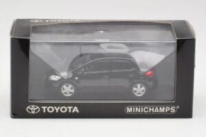 Toyota Auris E150 Black Minichamps 1:43 TOYOTA004 Diecast - image 4 of 4