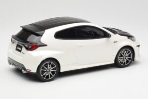Toyota GRMN Yaris Rally Package White Otto 1:18 OT1071 Resin - image 2 of 6