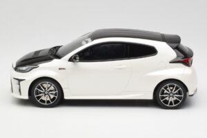 Toyota GRMN Yaris Rally Package White Otto 1:18 OT1071 Resin - image 3 of 6