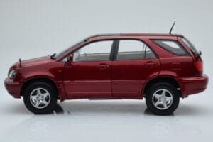 Toyota Harrier Red Metallic AUTOart 1:18 70035 Diecast - image 4 of 8