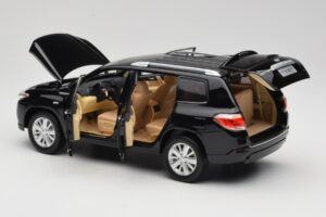 Toyota Highlander XU40 Black Paudi Model 1:18 2043612-B1 Diecast - image 5 of 8