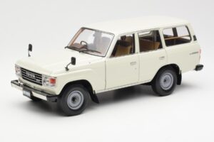 Toyota Land Cruiser J60 White Kyosho 1:18 08956W Diecast