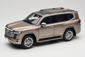 Toyota Land Cruiser LC300 ZX Gold LCD 1:18 LCD18013-ZX-GO Diecast