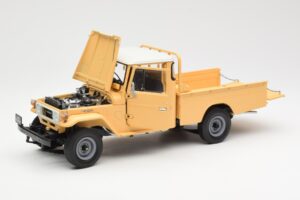 Toyota Land Cruiser Pickup Beige Kyosho 1:18 08958BE Diecast - image 2 of 8