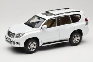 Toyota Land Cruiser Prado J150 White Paudi Model 1:18 623132-WH Diecast