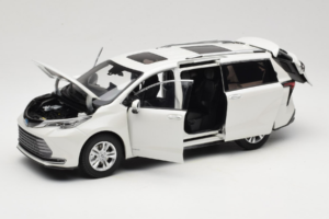 Toyota Sienna XL30 White OEM 1:18 TOYOTA013 Diecast - image 2 of 8