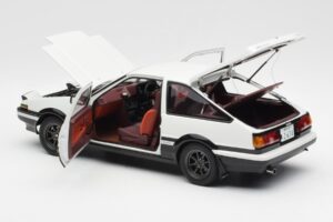 Toyota Sprinter Trueno AE86 New Initial D Movie Legend 1 AUTOart 1:18 78798 Diecast - image 5 of 8