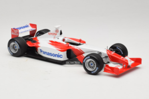 Toyota TF102 Panasonic F1 Showcar 2002 Minichamps 1:18 100020174 Diecast - image 4 of 6