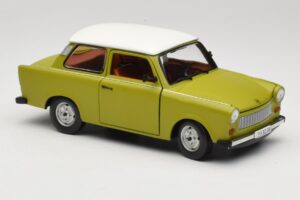 Trabant 601 Green Sun Star 1:18 4289 Diecast - image 6 of 8