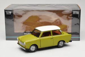 Trabant 601 Green Sun Star 1:18 4289 Diecast - image 8 of 8