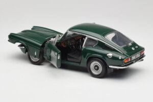 Triumph GT6 Mk3 Green Sun Star 1:18 1055 Diecast - image 5 of 8