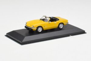 Triumph Spitfire 1500 Yellow Minichamps 1:43 400132531 Diecast - image 2 of 4