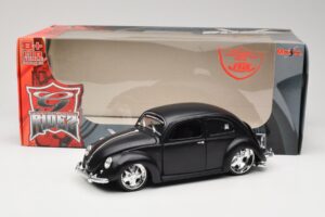 Volkswagen Beetle Type 1 Black Maisto 1:18 31018 Diecast - image 8 of 8