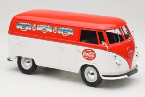 Volkswagen T1 Combi Coca-Cola Solido 1:18 9512 Diecast - image 6 of 8
