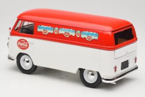 Volkswagen T1 Combi Coca-Cola Solido 1:18 9512 Diecast - image 7 of 8