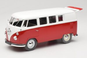 Volkswagen Combi T1 Red & White Solido 1:18 8031 Diecast - image 2 of 8