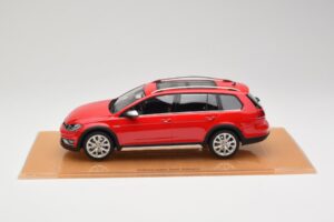 Volkswagen Golf Mk7 Alltrack Tornado Red DNA 1:18 DNA000035 Resin - image 3 of 6